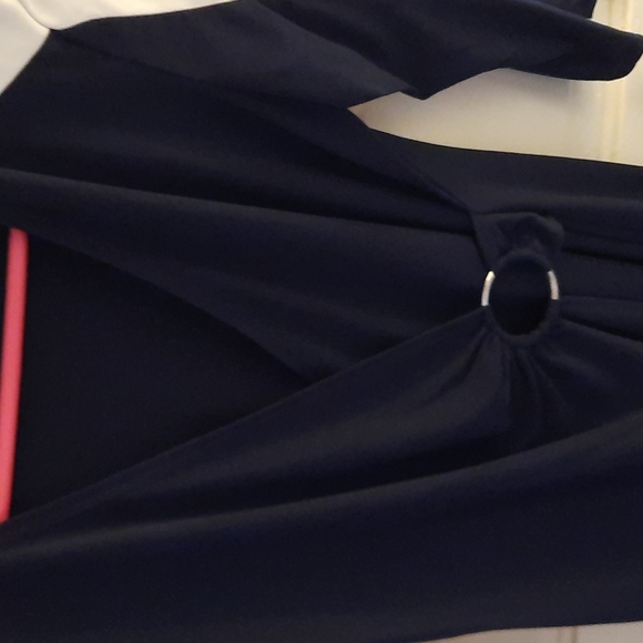 Dress - Picture 4 of 5